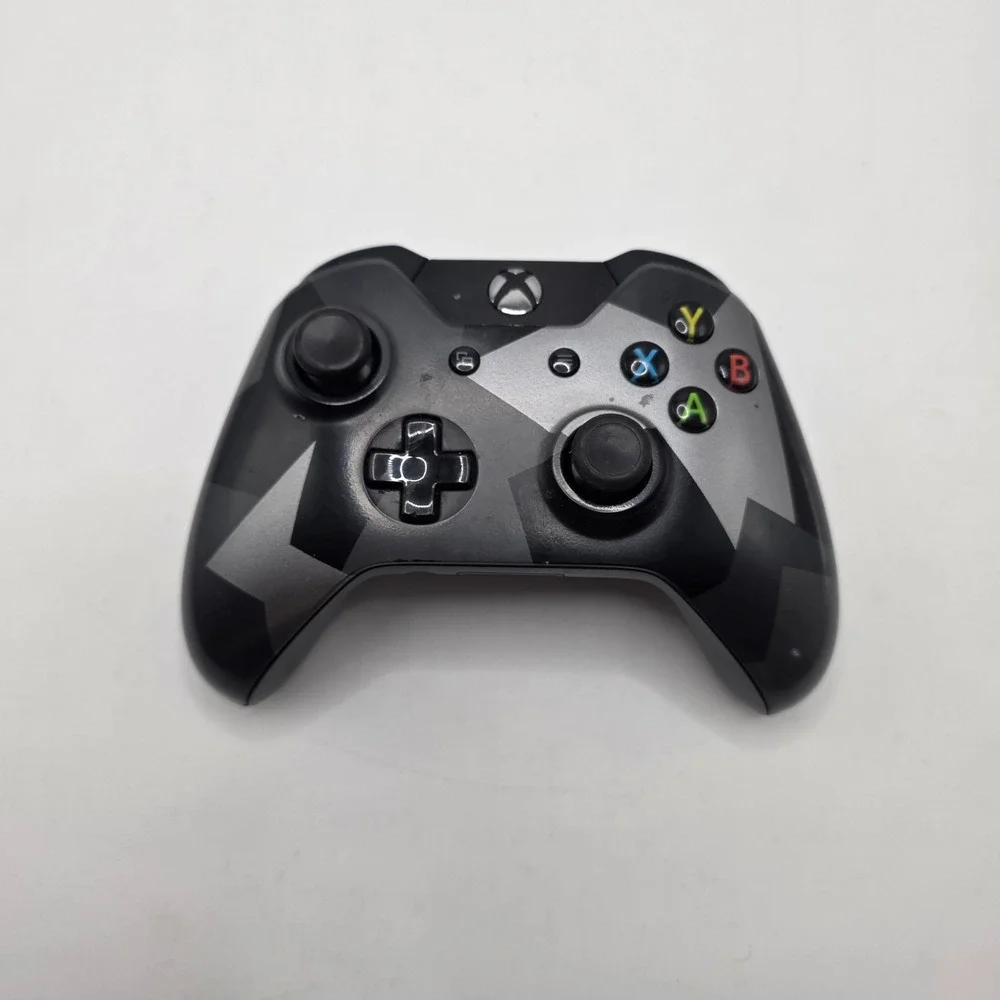 Microsoft Xbox One Controller Midnight Forces Camo Wireless Gamepad Model 1697
